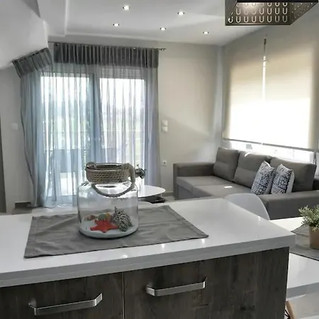 Holiday home Crystallia Seaside Maisonette By Rentalspro- Nea Moudania